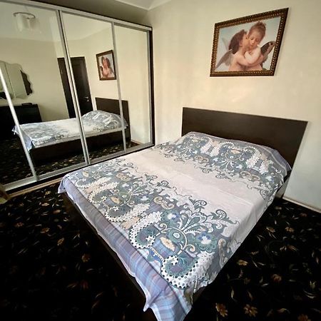 Gali Apart Appartement Odessa Buitenkant foto