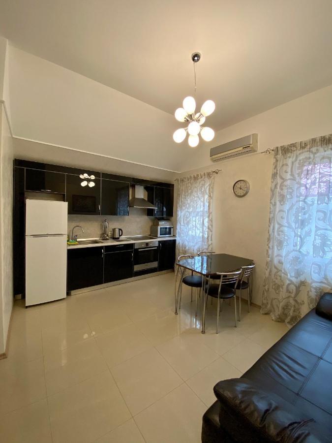 Gali Apart Appartement Odessa Buitenkant foto
